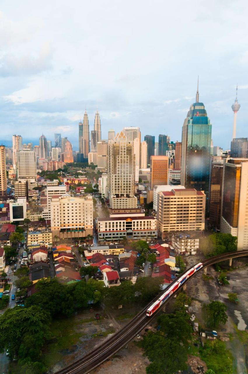 Tuxedo Kl No.1 Rooftop Pool W Skyscraper Views Otel Kuala Lumpur Dış mekan fotoğraf