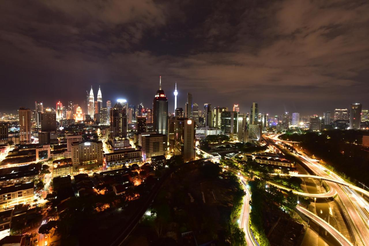 Tuxedo Kl No.1 Rooftop Pool W Skyscraper Views Otel Kuala Lumpur Dış mekan fotoğraf